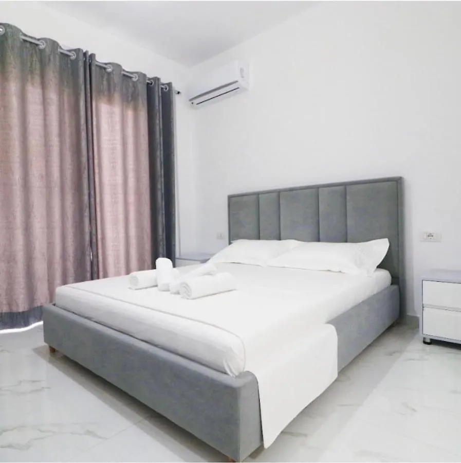 Vila Mihali Himara شقة فندقية